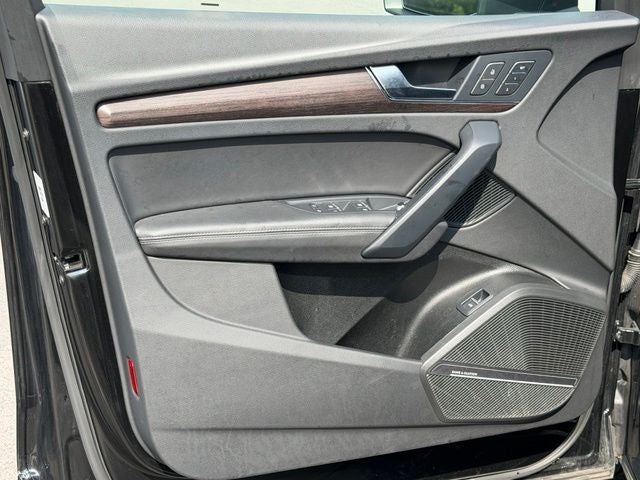 2024 Audi Q5 45 S line Premium quattro