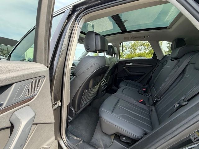 2024 Audi Q5 45 S line Premium quattro