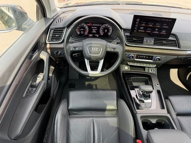 2024 Audi Q5 45 S line Premium quattro