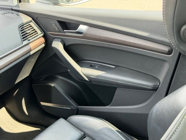 2024 Audi Q5 45 S line Premium quattro
