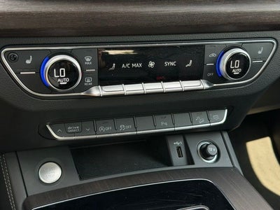 2024 Audi Q5 45 S line Premium quattro