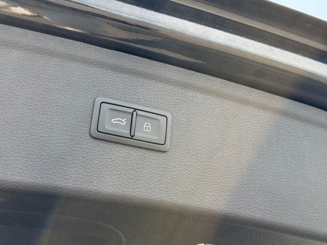 2024 Audi Q5 45 S line Premium quattro