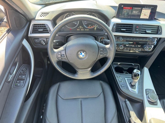 2018 BMW 3 Series 320i xDrive