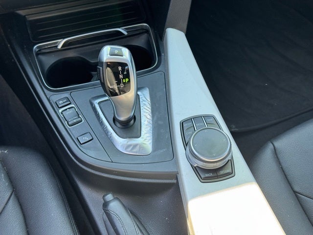 2018 BMW 3 Series 320i xDrive