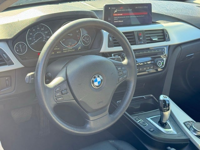 2018 BMW 3 Series 320i xDrive