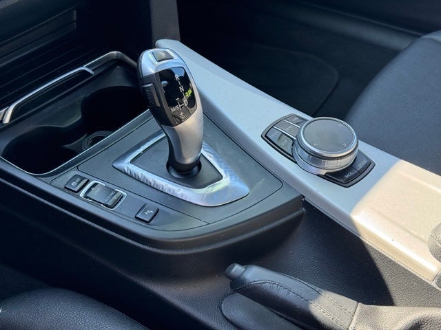 2018 BMW 3 Series 320i xDrive