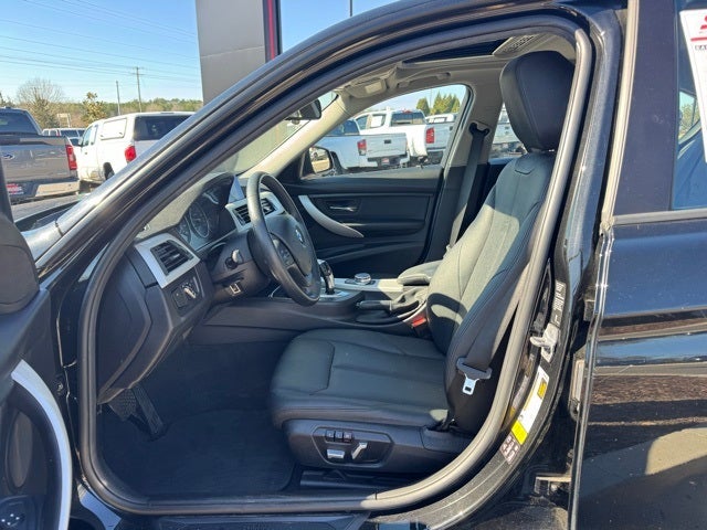 2018 BMW 3 Series 320i xDrive