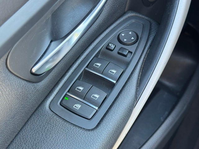 2018 BMW 3 Series 320i xDrive