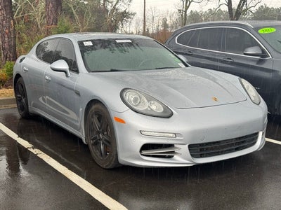 2015 Porsche Panamera Base