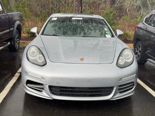 2015 Porsche Panamera Base