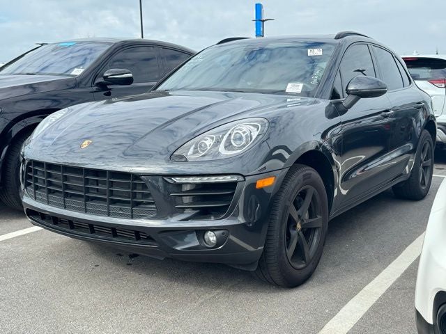 2018 Porsche Macan Base